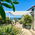 Casa de Férias Casa Badana, Exclusiva Casa Privada Con Piscina Y Vistas Al Mar