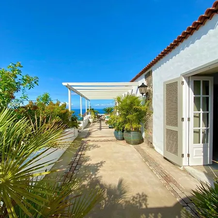 Exclusiva Casa Canaria Con Magníficas Vistas Al Mar
