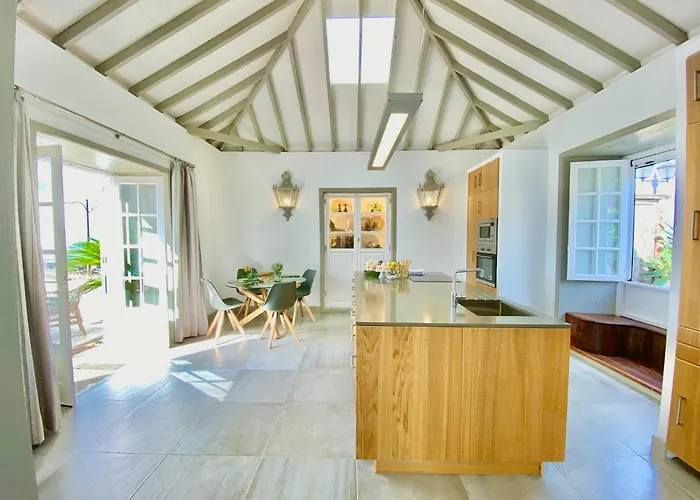 Casa Badana, Exclusiva Casa Privada Con Piscina Y Vistas Al Mar Vakantiehuis *