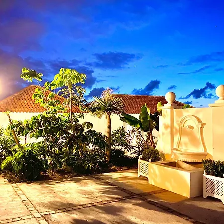 בית נופש Casa Badana, Exclusiva Casa Privada Con Piscina Y Vistas Al Mar